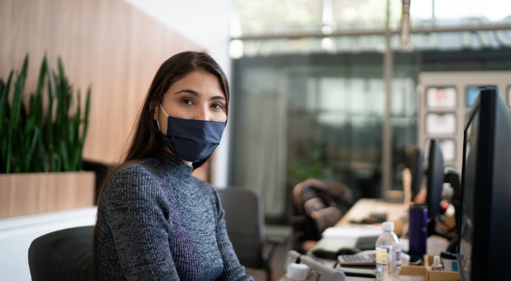 woman wearing mask